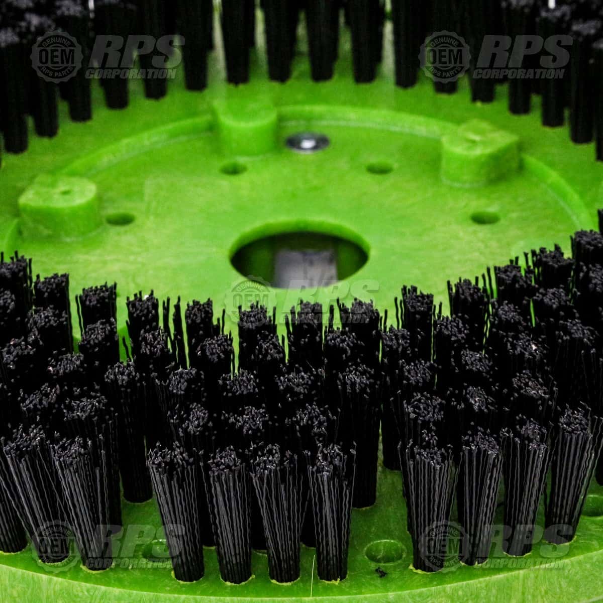 20-382P - Brush, Poly, 20", 8-Lobe Green 