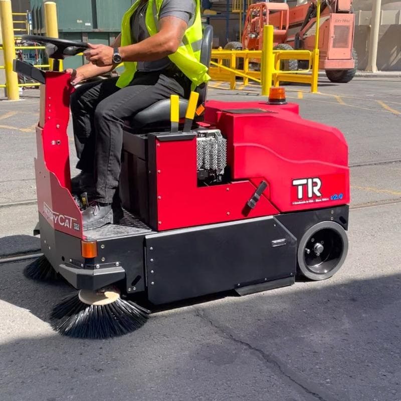 Floor Sweeper Ridable Industrial Battery Powered Ride On Floor Scrubber – TR